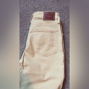 Levi’s 721 high rise skinny jeans yellow
